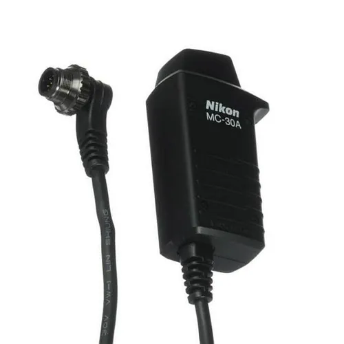 Kabelfernauslöser MC-30A für Nikon D800, D850, D700, D3, D4, D200, D300 - Fernbedienungen & Auslöser, ermöglicht präzise Aufnahmen ohne Erschütterungen und ist ideal für Langzeitbelichtungen.
