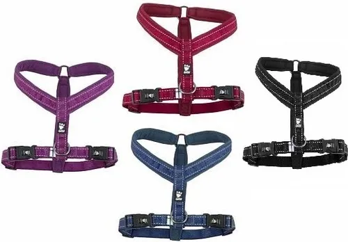 Hurtta Casual Y-Geschirr in Violett, Brustumfang 80 cm - Robustes Y-Geschirr für Hunde in trendiger Farbe. Optimal für Spaziergänge und Aktivitäten, mit verstellbarem Brustumfang und angenehmer Neopren-Polsterung. Hohe Sichtbarkeit durch 3M-Reflektoren für Sicherheit im Dunkeln.