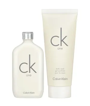 Calvin Klein CK One Spring Set 2025 - Unisex Duftset - Parfum Set für Herren mit dem kultigen CK One Duft, der erfrischende Noten von grünem Tee und Bergamotte vereint. Nachhaltige Verpackung und inklusive Hair and Body Wash für ein rundum frisches Erlebnis.