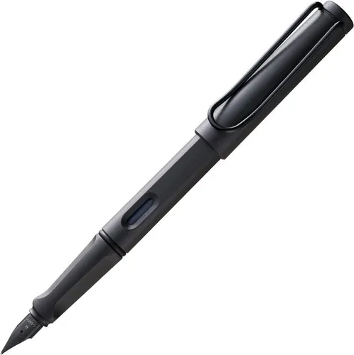 LAMY Füller Safari Umbra Schwarz - Füllfederhalter für Linkshänder - Eleganter Füllfederhalter in Schwarz, ideal für Linkshänder. Mit mittlerer Federstärke für ein geschmeidiges Schreibgefühl und aus langlebigem Kunststoff gefertigt.