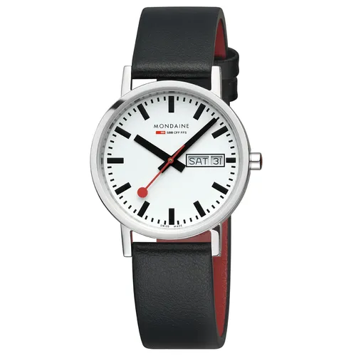 Mondaine Classic Armbanduhr A667.30314.11SBBV - Chronographen mit 36 mm Edelstahlgehäuse und veganem Traubenlederarmband, kombiniert minimalistisches Design mit Funktionalität und Nachhaltigkeit.