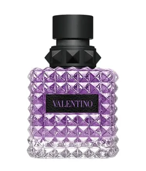 Valentino - Born In Roma Donna Purple - Eau De Parfum 50ml - Erlebe die Emotionen mit Valentino's Born In Roma Purple Eau De Parfum. Ein fruchtiger Chypre-Duft, der mit Pflaume und Osmanthus beginnt und in einer sinnlichen Vanille-Basis endet. Stilvoll verpackt im ikonischen Rockstud-Flakon.