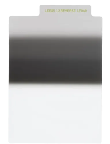 LEE FILTERS Neutral Verlaufsfilter Reverse ND 1.2 LEE85 - Ideal für Landschaftsaufnahmen - Hochwertiger Neutral Verlaufsfilter für perfekte Belichtung in Landschaftsfotografie. Bietet eine gleichmäßige Farb- und Lichtverteilung für beeindruckende Ergebnisse.