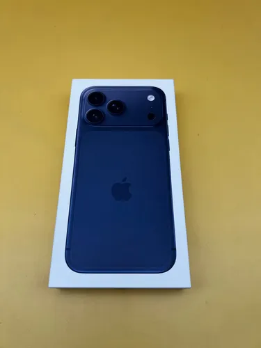 Apple iPhone 17 Pro Max Smartphone 512 GB - Blau - Handys ohne Vertrag mit 48 MP Kamera, 5G Unterstützung und IP68 Schutz, ideal für kreative Fotografie und Multimedia-Genuss.