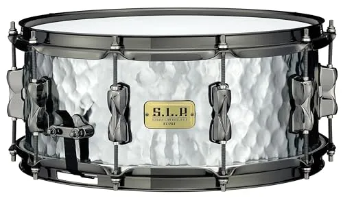 Tama LST146H S.L.P. Expressive Hammered Steel Snare 14"x6" - Snaredrums mit einzigartigem Klang, gefertigt aus hochwertigem, gehämmertem Stahl. Ideal für Musiker, die Wert auf präzisen Sound und stilvolles Design legen.