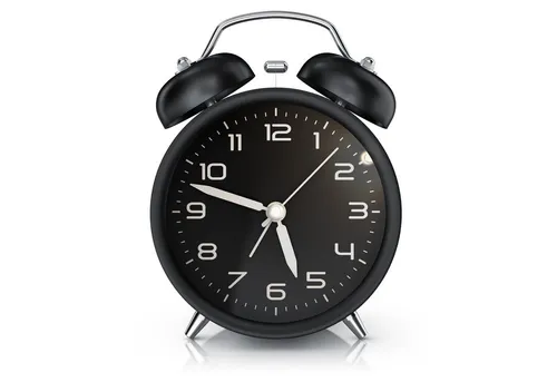 BEARWARE Wecker Analog, rund, mit Licht, Retro, lauter Glockenalarm für Tiefschläfer Einfache Bedienung, weiße Tafel, Beleuchtet, ohne Ticken, Vintage