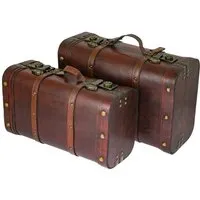 HMF Schatzkiste 2er Set - Vintage Koffer aus Holz - Kisten mit dekorativen Schnappverschlüssen, handgefertigt und ideal für eine stilvolle Aufbewahrung. Maße: 40x23,5x16,5 cm und 45x30,5x20 cm. Perfekt für Sammler und Liebhaber des Vintage-Stils.