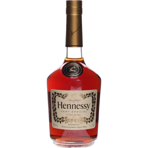 Hennessy V.S Cognac in Geschenkverpackung, 0,7L - Cognac, absolute Ikone und einer der beliebtesten Cognacs der Welt, ideal zum pur genießen oder in Cocktails.