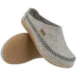 Haflinger Blizzard Credo Filzpantoffel grau 44 - Bequeme Hausschuhe aus hochwertigem Filz in Größe 44. Mit rutschfester Gummisohle für sicheren Halt und ideal für entspannte Stunden zu Hause.