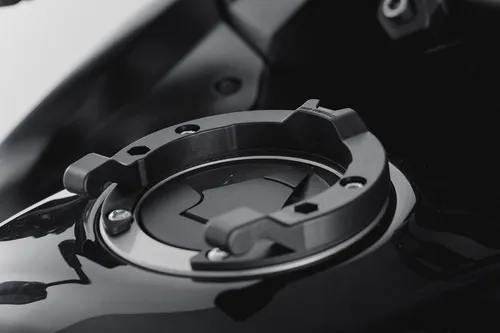 SW-Motech ION Tankring Schwarz passt für Kawasaki-Modelle Tank mit 5 Schrauben