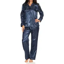 Normann Satin Pyjama mit Streifendessin – Blau, Größe 48/50 - Bequemer Satin Pyjama in marineblau mit innen angerautem Stoff. Ideal für gemütliche Nächte, ausgestattet mit Revers-Kragen und langen Ärmeln.