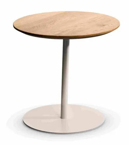 Beistelltisch Lea in Creme und Wildeiche - Stilvoll und Funktional - Der Beistelltisch Lea begeistert mit edlem Design und hochwertiger Verarbeitung. Die runde Tischplatte aus massiver Wildeiche ist ideal als Ablage und bringt natürliche Eleganz in Ihr Zuhause.
