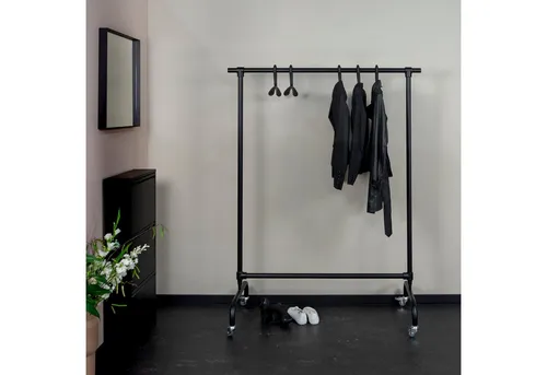 Kleiderständer auf Rollen LUUK by SPINDER DESIGN - Schwarz - Wand-, Türgarderoben & Haken, stilvoller und praktischer Kleiderständer auf Rollen aus robustem Stahl, ideal für flexibles Wohnen und moderne Räume.