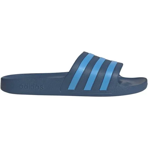 adidas Adilette Aqua Sandalen 48 2/3 | EU 48,5 in Blau - Bequeme Sandalen für Schwimm- und Badeausflüge in stylischem Blau. Ideal für Alltag, Reisen und Freizeitaktivitäten. Entdecken Sie die Vielfalt von adidas im Bergfreunde.de Online-Shop!