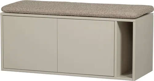 Bank Settle Down aus Kiefernholz mit Kissen, hellgrau - Moderne Bank aus FSC-zertifiziertem Kiefernholz mit hochwertiger Bouclé-Polsterung. Ideal für gemütliche Pausen und entspannte Gespräche. Langlebig und pflegeleicht – perfekt für jeden Raum.