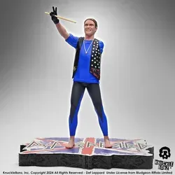 Def Leppard Rock Iconz Statue Rick Allen - Detailreiche Statue von Rick Allen, dem Schlagzeuger der legendären Band Def Leppard. Ideal für Sammler und Fans, um die Rockgeschichte lebendig zu halten.