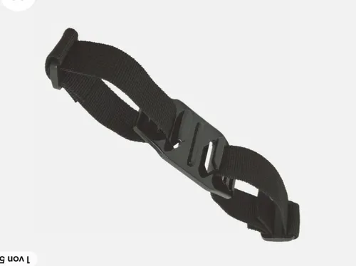 GoPro Vented Helmet Strap Befestigungskit - Actionkamera Zubehör für sicheres Filmen beim Sport, kompatibel mit verschiedenen GoPro Modellen für optimale Stabilität und Flexibilität.