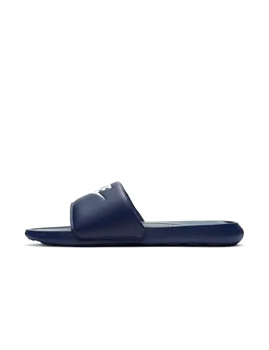 Nike Herren Victori Slipper, Midnight Navy/Weiß-Midnight Navy, 45 EU - Dusch- & Badeschuhe für Herren, aus Gummi mit gepolstertem Fußbett für idealen Komfort und eine bequeme Passform.