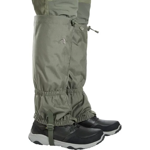 Tatonka Gaiter 500 Cordura BC stone grey olive (332) M - Robuste Gamaschen aus Cordura, ideal für Wanderungen und Trekking. Schützen zuverlässig vor Nässe und Schmutz, PFC/PFAS-frei, leicht und verstellbar für optimalen Sitz.