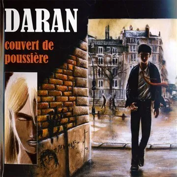 Couvert de Poussiere