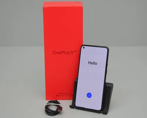 ONEPLUS 9 5G Smartphone - Astral Schwarz mit Hasselblad Kamera - Simlockfreies Handy mit 48-MP-Hauptkamera und 50-MP-Ultraweitwinkel, 6,55" Fluid AMOLED-Display mit 120 Hz für herausragende Bildqualität, Warp Charge 65T für blitzschnelles Aufladen.