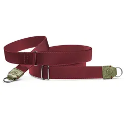 Leica 18569 Trageriemen aus Stoff und Leder in Oliv-Burgundy - Hochwertiger Kameragurt aus strapazierfähigem Stoff und elegantem Leder, ideal für sicheren Transport und stilvolles Design. Perfekt für Fotografen, die Wert auf Qualität legen.