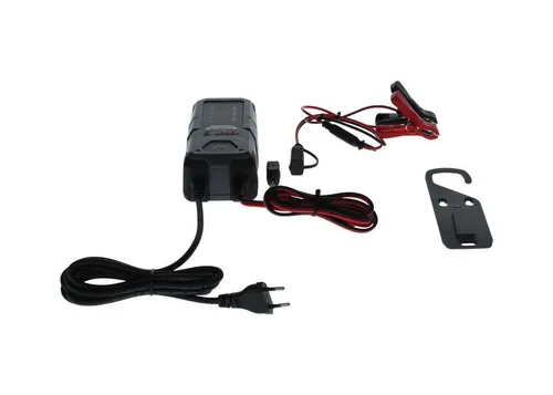BOSCH Batterieladegerät 0 189 911 030 - Fahrzeugbatterie-Ladegerät mit 3,8 A Ladestrom, kompakt und ideal für eine zuverlässige Batteriepflege unterwegs.