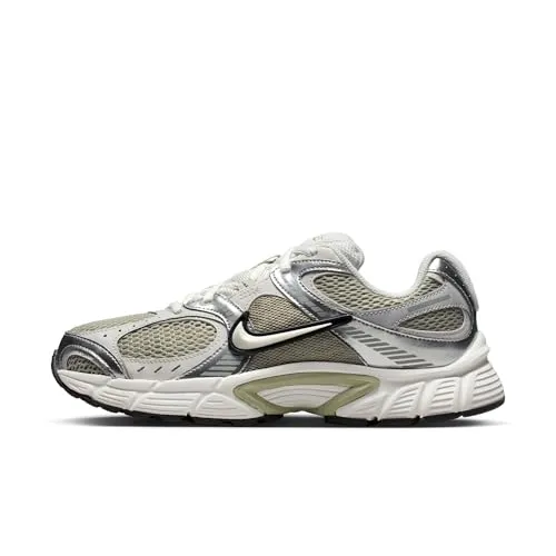 Nike W Nike V5 RNR Laufschuhe - Laufschuhe mit schaumstoffgepolsterter Zwischensohle für optimalen Komfort. Atmungsaktives Obermaterial sorgt für ein angenehmes Fußklima. Gummiaußensohle bietet zuverlässige Griffigkeit auf unterschiedlichen Untergründen.