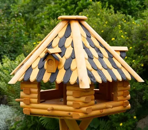 Deko-Shop-Hannusch XXL massives Luxus Vogelhaus 70 x 45 cm - Futterstationen für Wildvögel, imprägniertes Holz, abnehmbarer Schornstein für einfache Futterbefüllung und -dosierung, ein absoluter Blickfang im Garten.