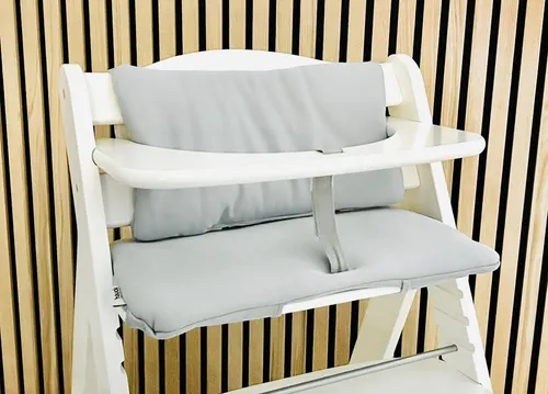 Hauck 2-piece highchair pad - Hochstuhlkissen in Grau und Weiß, bietet zusätzlichen Komfort und Unterstützung für Ihr Kind beim Essen.