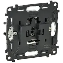 Legrand 752027 Wechselschalter 16A, 1-polig - Steckdosen & Zubehör, mit schraublosen Verbindungsklemmen für einfache Installation und optionaler LED-Beleuchtung für mehr Komfort.
