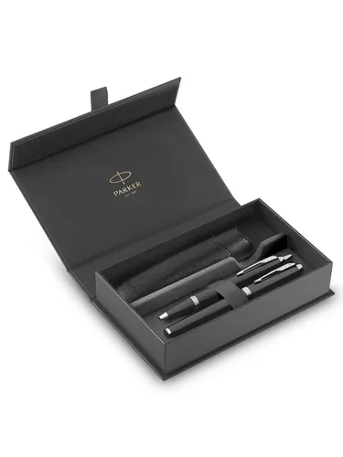 Parker IM Duo Pen Gift Set - Füller Set mit Füller und Kugelschreiber, elegantes Design in Schwarz mit Chrom-Akzenten, ideal als stilvolles Geschenk für jeden Anlass.