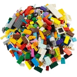 LEGO® Steine Sondersteine Gemischt Bunt 100 gr. – Kreatives Bauen - 100 bunte LEGO® Steine in verschiedenen Formen, ideal für kreatives Spielen. Jede Mischung ist einzigartig und inspiriert zu neuen Bauideen. Original LEGO® Qualität für endlosen Spaß und Fantasie beim Bauen!