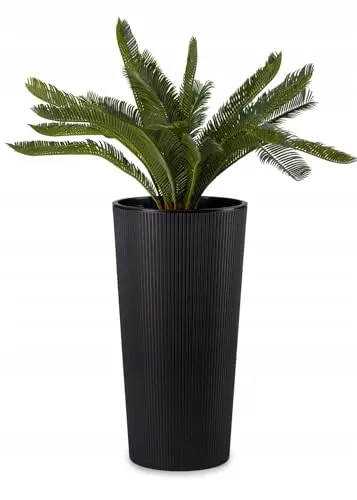 HowHomely Blumentopf Groß 57 cm - Pflanzkübel aus recyceltem Kunststoff - Garten-Zubehör mit modernem, eleganten Design und herausnehmbaren Einsatz für optimale Bewässerung. Ideal für Innenräume und Terrassen, robust und UV-beständig.