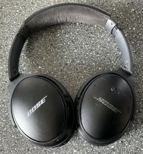 Bose QuietComfort 35 II Kopfhörer - Kabellose Freiheit mit aktiver Geräuschunterdrückung - Kopfhörer mit herausragender aktiver Geräuschunterdrückung und kabelloser Bluetooth-Technologie, ideal für ungestörtes Hören unterwegs.