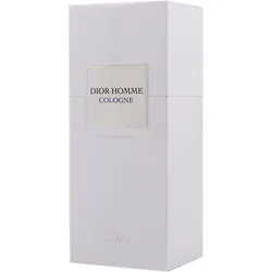Dior Homme Classic Eau de Cologne Spray 200 ml - Eau de Cologne mit eleganter, zeitloser Note, ideal für den modernen Mann, der Stil und Raffinesse schätzt.