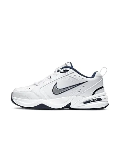 Nike Air Monarch IV Herren Fitnessschuhe - Weiß (White/Metallic Silver 102), Größe 40 EU - Bequeme Fitnessschuhe mit hervorragender Dämpfung und Unterstützung, ideal für Training und Freizeit. Hochwertige Materialien sorgen für Langlebigkeit.