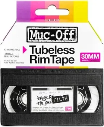 Muc-Off Ultimate Tubeless Kit 44 mm - Fahrrad Reifen Umrüstung Set - Fahrradwerkzeuge für Tubeless Ready-Bikes, enthält alles für die Umrüstung: Ventile, Felgenband, Dichtungspatches und No Puncture Sealant für optimale Leistung!