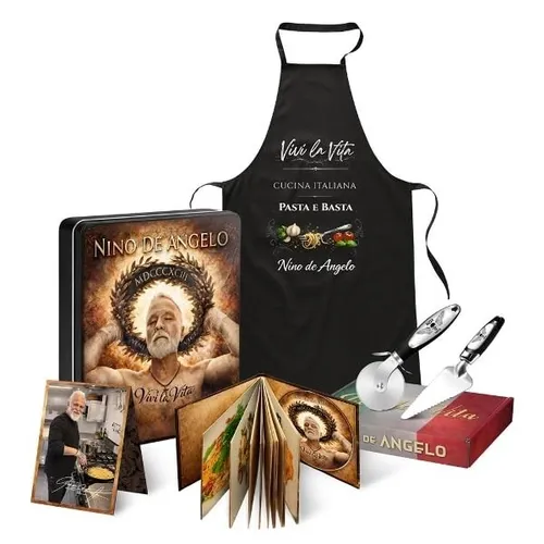 Nino De Angelo: Vivi La Vita (Box-Set) CD + Merch. NEU & OVP - Erleben Sie das exklusive Box-Set mit Nino De Angelos neuestem Album 'Vivi La Vita'. Enthält CD und Merchandising-Artikel, ideal für Fans und Sammler.