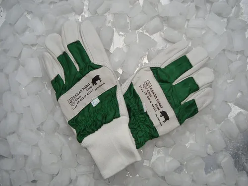 KEILER Forsthandschuh 16060 aus Rindnarbenleder – Wasserdicht & verstärkt - Robuster Forsthandschuh aus naturbelassenem Rindnarbenleder mit verstärkten Fingern und wasserdichtem Handrücken. Ideal für den professionellen Einsatz im Forstbereich. Größe 10,5.