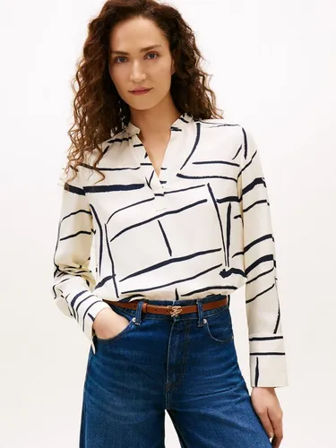 Tommy Hilfiger Langarmbluse VIS TWILL V NECK BLOUSE LS - Elegante Langarmbluse von Tommy Hilfiger aus leichtem Twill-Material. Der klassische Schnitt und die Knopfleiste sorgen für einen stilvollen Look, ideal für verschiedene Anlässe. Perfekte Ergänzung für deine Garderobe!