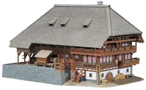 Faller H0 130366 Schwarzwaldhof Bauernhof - H0 Modellbau Bauernhof im Maßstab 1:87, ideal für Epoche I (1835 - 1920), detailreich und perfekt für Sammler und Modellbahnen.