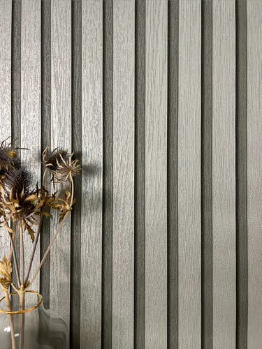 Newroom Tapete Silber Vliestapete - Glamour Grau Metallic für moderne Wandgestaltung - Tapeten für stilvolle Innenräume, hochwertiges Material, lichtbeständig und einfach abziehbar, inkl. gratis Tapezier-Ratgeber für perfekte Ergebnisse.