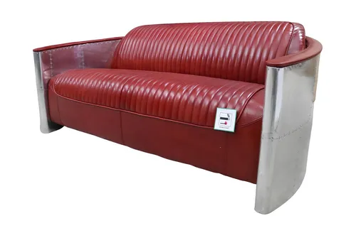 Vintage Ledersofa Dreisitzer in Braun - Elegantes Dreisitzer-Sofa im Vintage-Stil, ideal für Wohnzimmer und Patios. Mit hochwertigem Leder und gemütlicher Polsterung sorgt es für einen stilvollen Akzent und komfortablen Sitzgenuss.