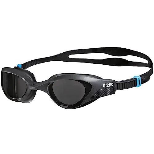 ARENA The One Unisex-Schwimmbrille - Große Gläser mit UV-Schutz - Entdecken Sie die ARENA The One Schwimmbrille mit großen Gläsern, Antibeschlag und UV-Schutz. Ideal für Freizeit- und Hobbyschwimmer, bietet sie optimalen Komfort und passt sich perfekt an Ihr Gesicht an.