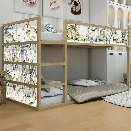 WANDKIND Aufkleber für IKEA KURA Hochbett - Dinosaurier Sticker Set - Möbelaufkleber für IKEA KURA Kinderbett, handgezeichnet und ungiftig, ideal für ein kreatives Kinderzimmer. Made in Germany, leicht anzubringen und perfekt anpassbar.