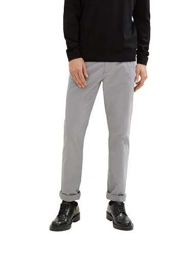 TOM TAILOR Chinohose im Four-Pocket Style - Wanderhosen für Herren, bequem mit Stretch-Qualität und atmungsaktivem Material für optimalen Tragekomfort beim Stadtbummel oder Outdoor-Aktivitäten.