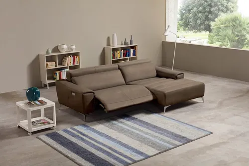 Egoitaliano Ecksofa Suzette, Designsofa mit hohem Sitzkomfort, mit Recamiere, inkl. 1 elektronischen Relaxfunktion, L-Form
