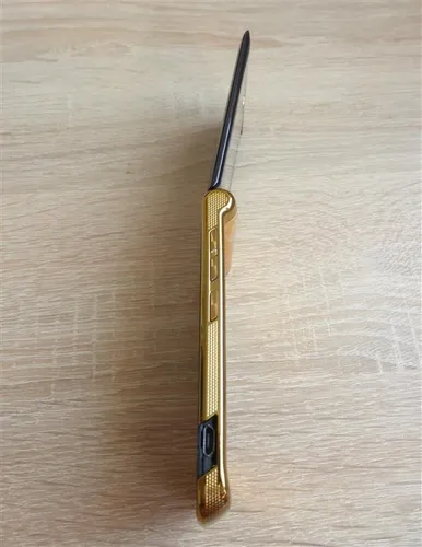 Motorola RAZR2 V8 Luxury Edition Gold Black Klapphandy mit Außendisplay - Defekt