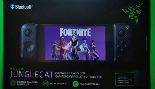 Razer Junglecat - Mobiler Gaming-Controller für Android - Erlebe präzises Gaming mit diesem kompakten, ergonomischen Controller. Dank modularer Bauweise perfekt für Razer Phone 2, Huawei P30 Pro und Samsung Galaxy S10+ geeignet. Über 100 Stunden Spielspaß mit niedriger Latenz.